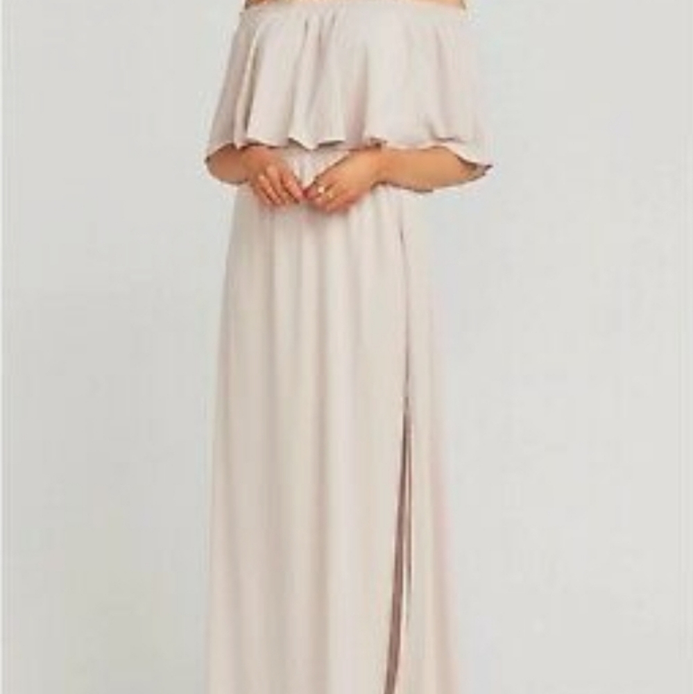 Off the shoulder maxi dress. Great for bridesmaid.